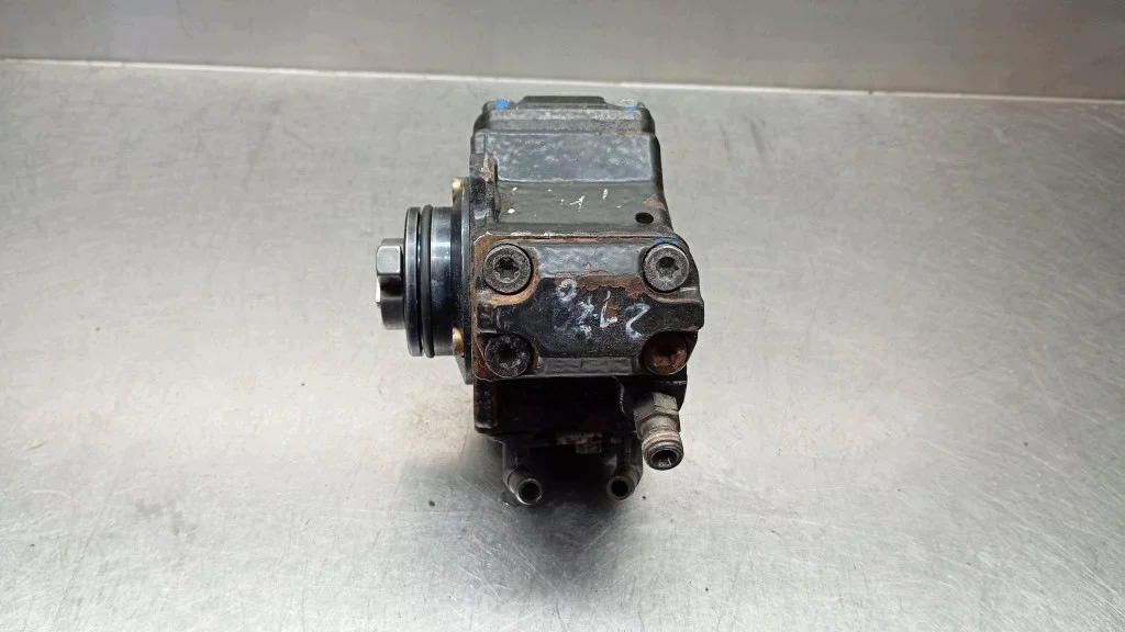 Insprutningspump Opel 1.3 CDTI 55185549