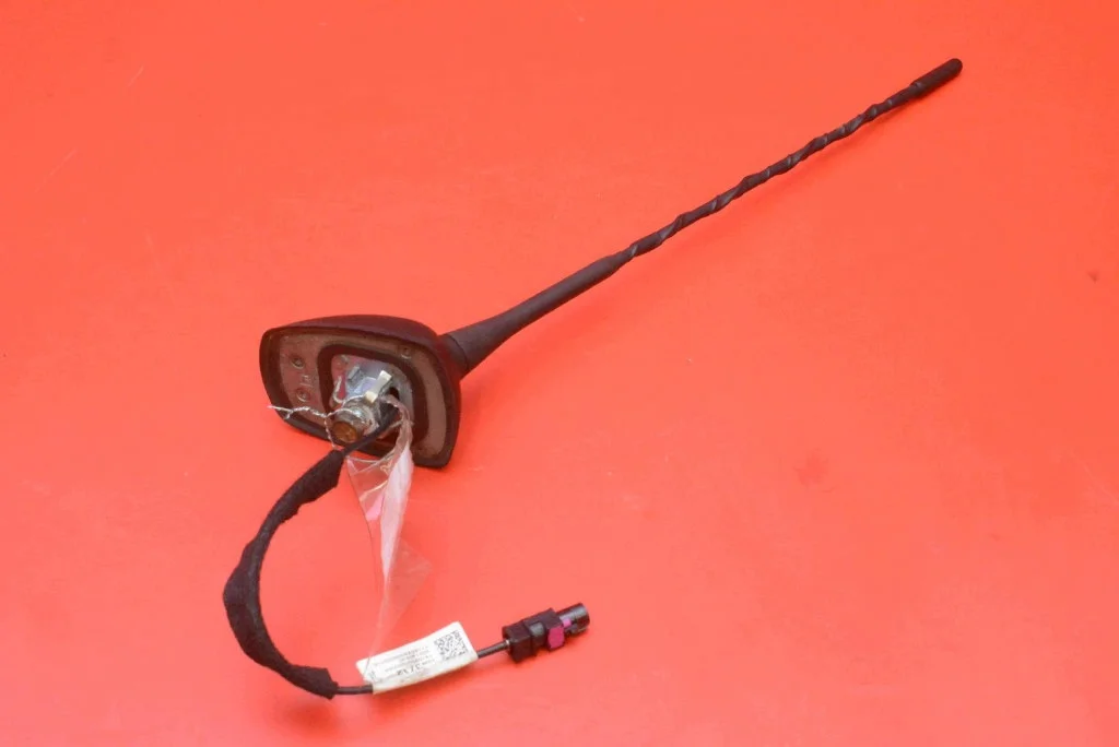 Antenne Radio Opel Astra 5 V K 13383712