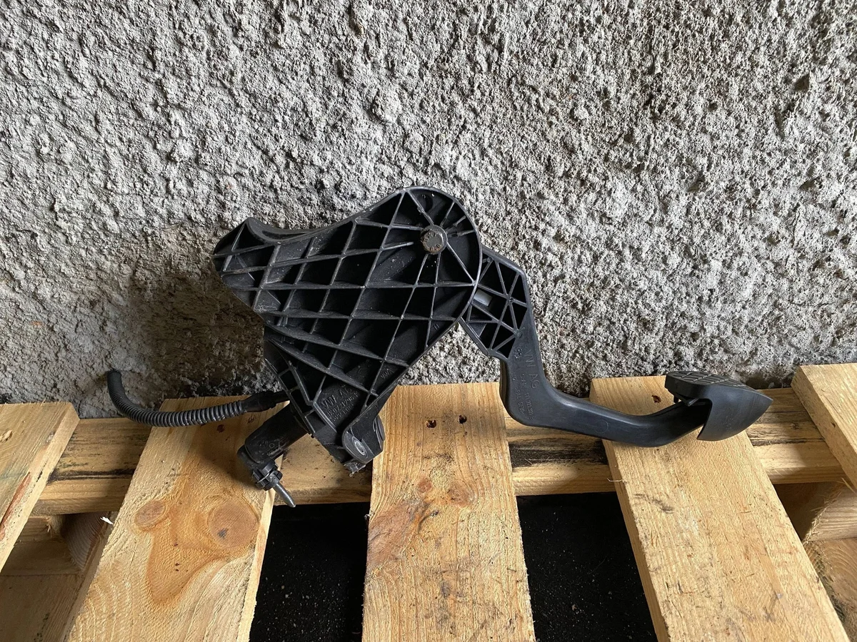 Kytkinpoljin VW Caddy 1K0721796