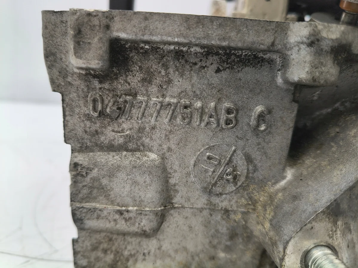 Cylinderhuvud Mini Cooper R50 1.6 16V 04777751AB
