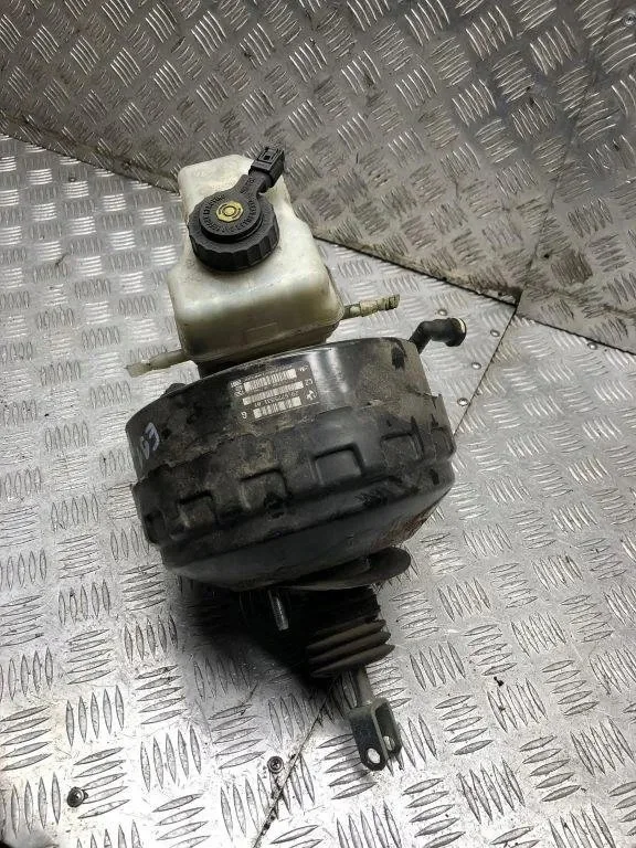 Bromsservo BMW E90 29677593101