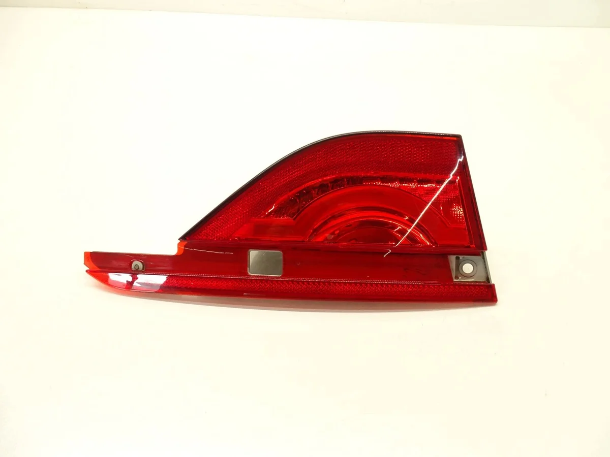 Lampada posteriore sinistra Jaguar XF II X260 GX63-15K273-AF