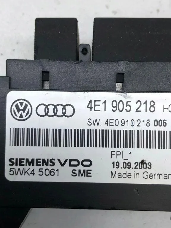 Audi A8 Interruptor START/STOP 4E1905218 image 3