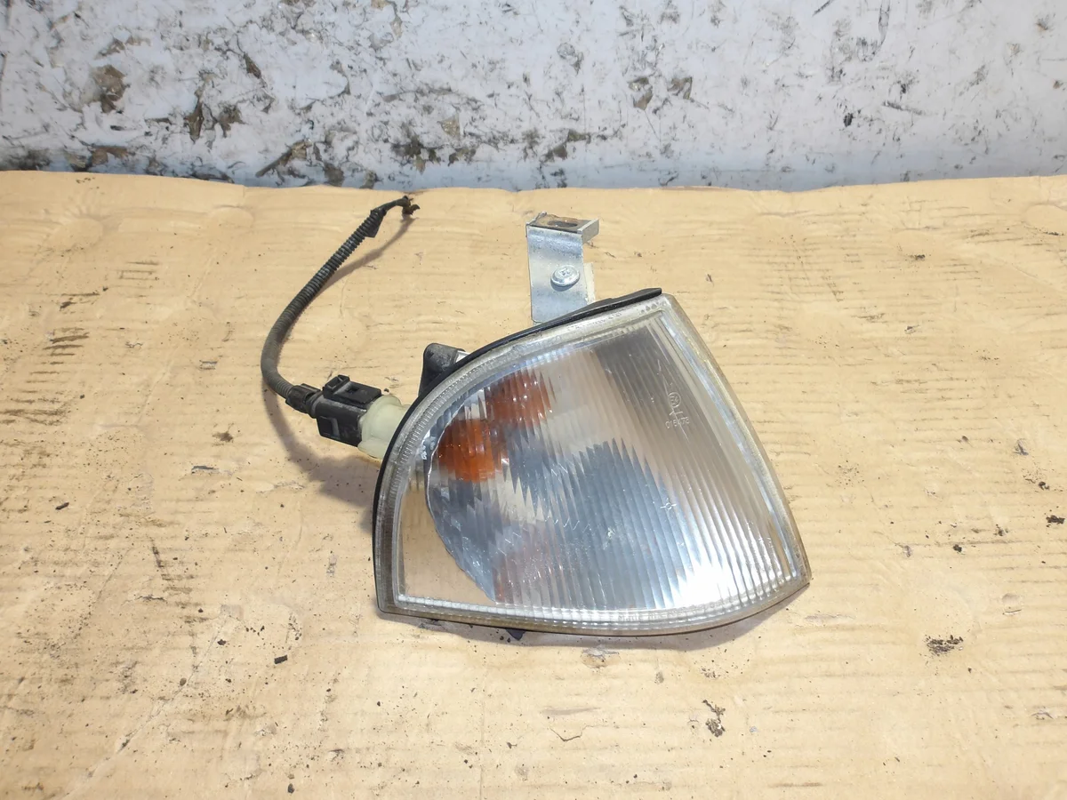 Vilkkumekanismi Skoda 1U0953050