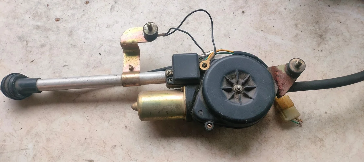 Moteur d'antenne Saab 9-3 5035951 OEM