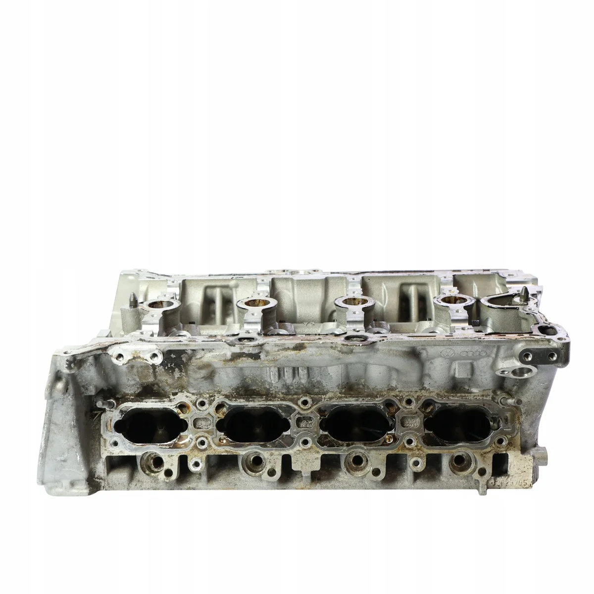 Moottorin sylinterikansi Audi A3 S3 8V 2.0 TFSI 06K103264 image 9