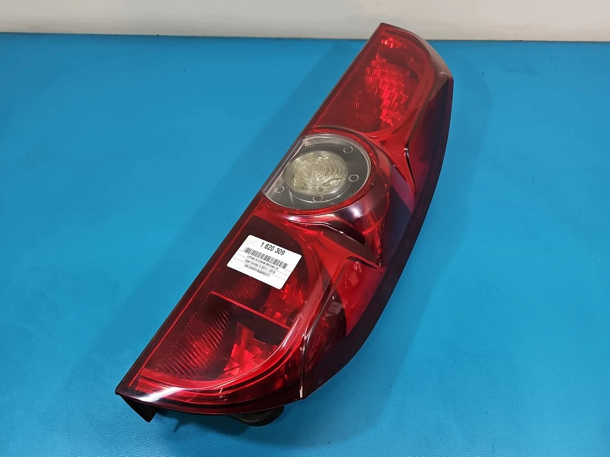 Opel Combo D Achterlicht Rechts 519248430