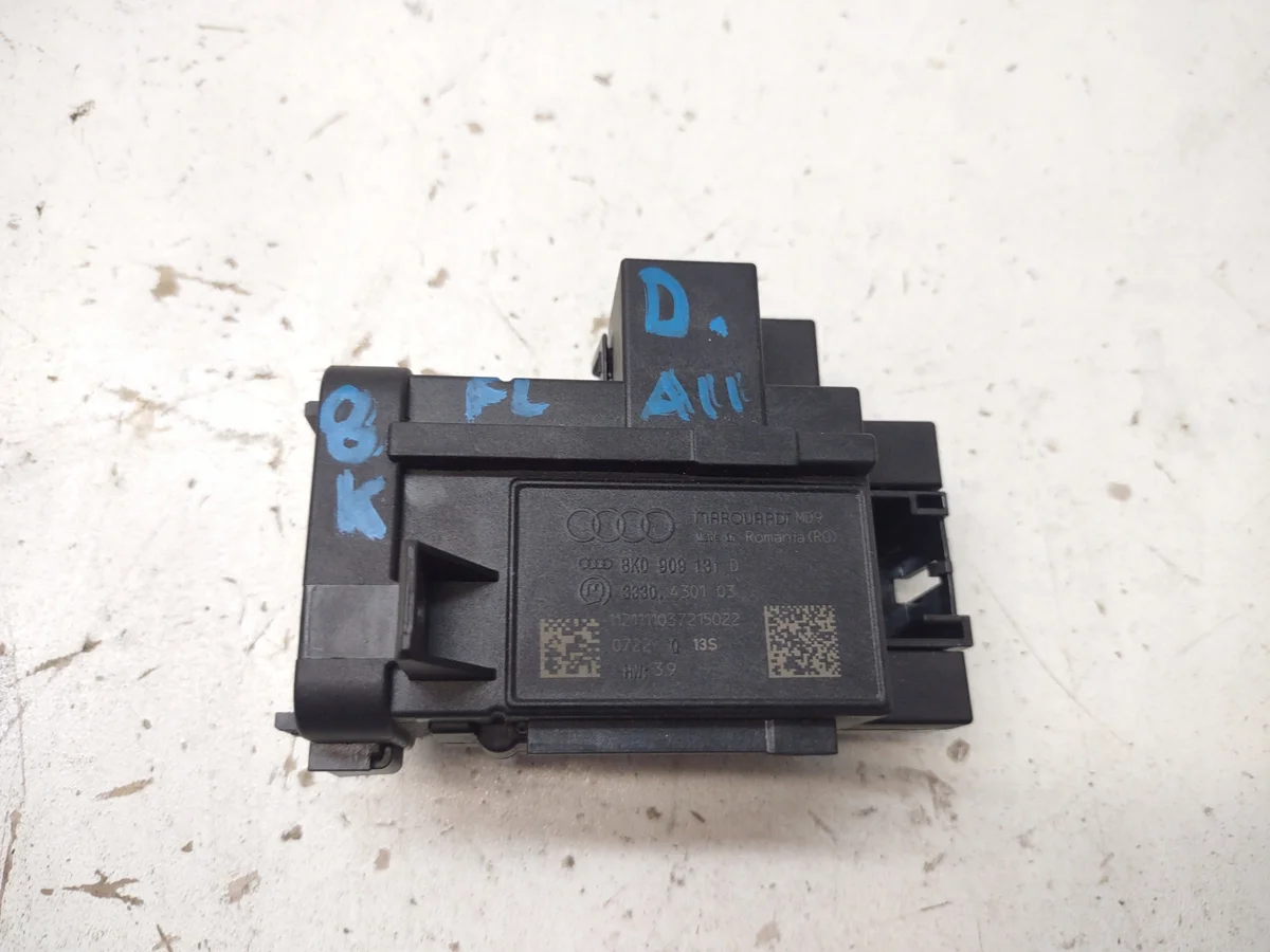 Contactslot Audi A4 B8 A5 8T Q5 8R 8K0909131D