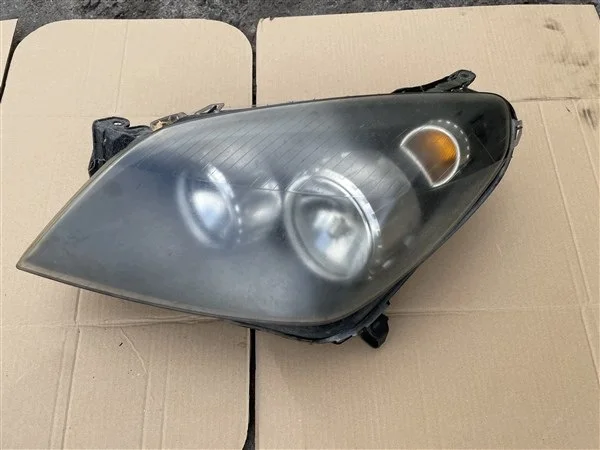 Farol Esquerdo Opel Astra H 24451032