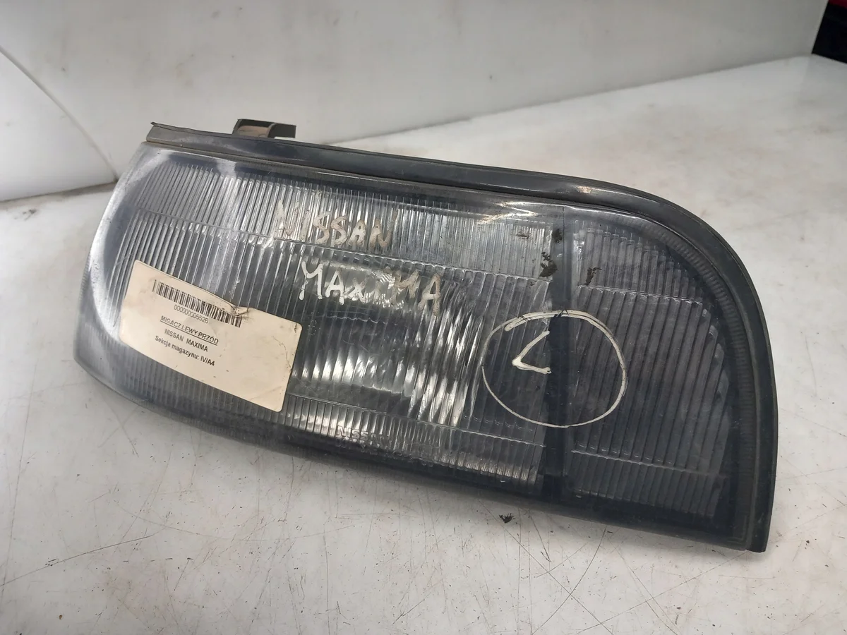 Position Lamp Nissan Maxima III IKI9178 2016-2022