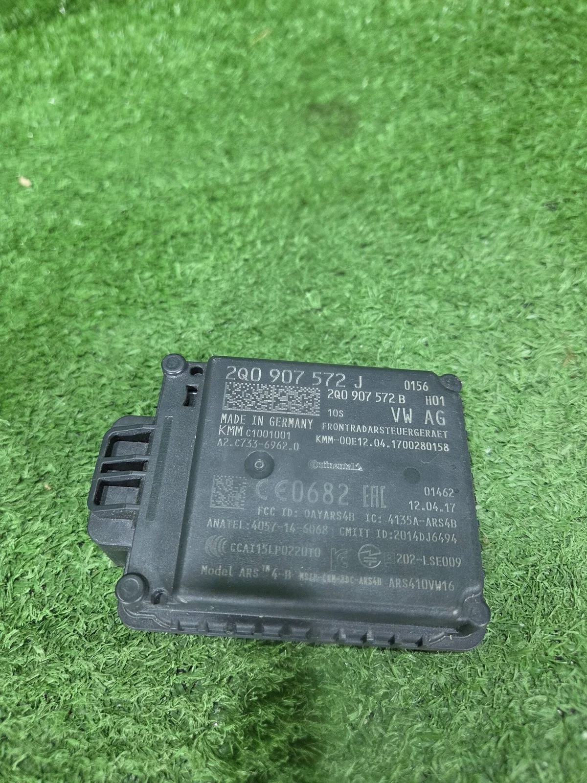 Sensor Radar Distronic VW Audi Skoda Seat 2Q0907572J