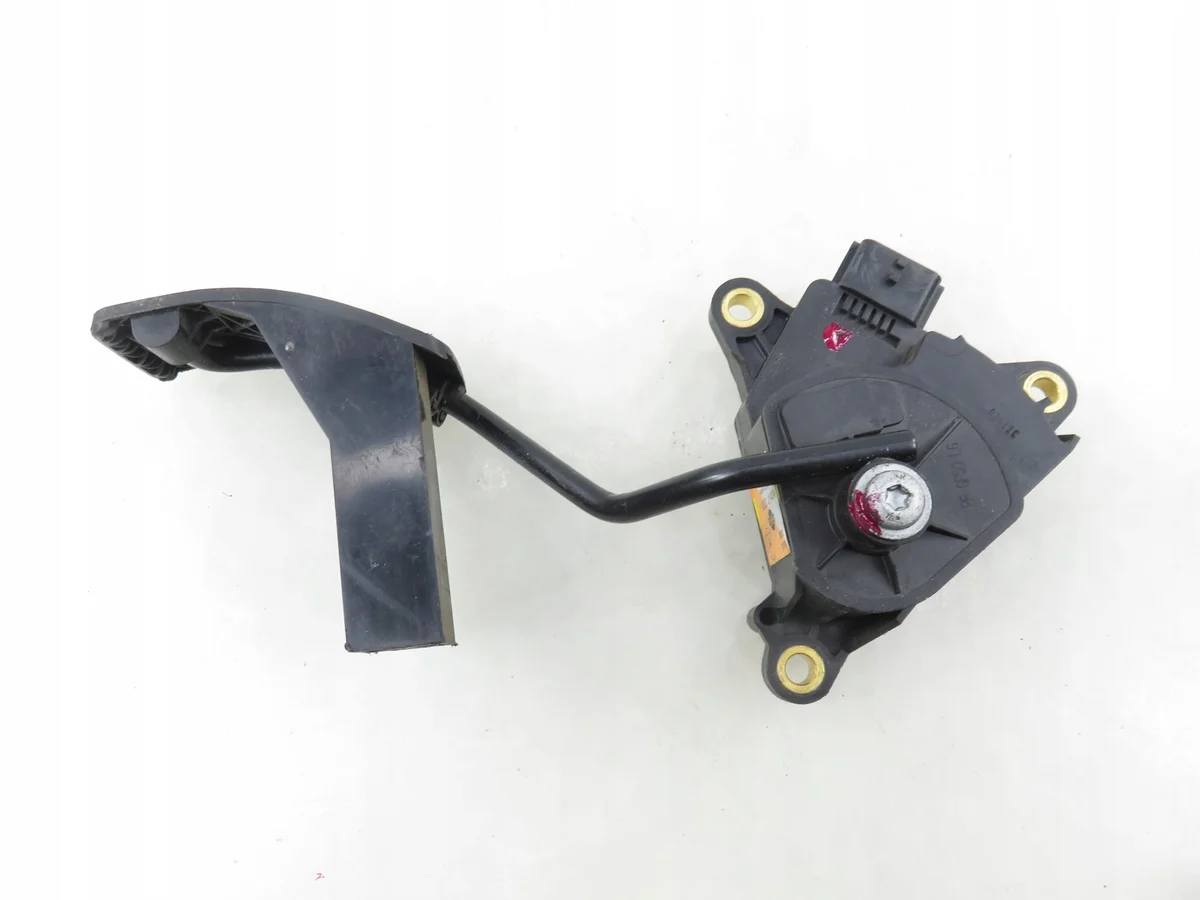 Kaasupolkimen potentiometri Renault Koleos 2.0 dCi M1112227-18002JY40A