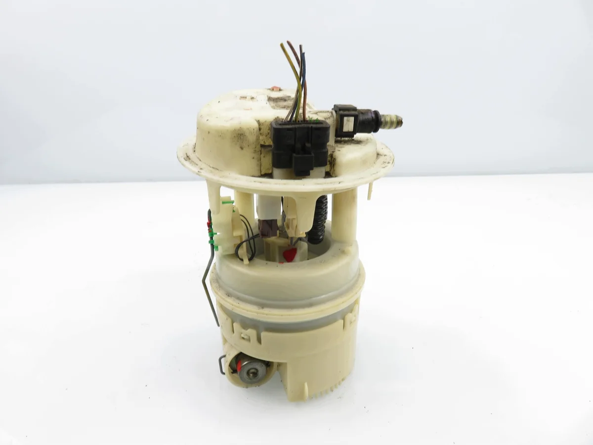 Bränslepump Peugeot 307 2.0 16V M1157901-9632672080