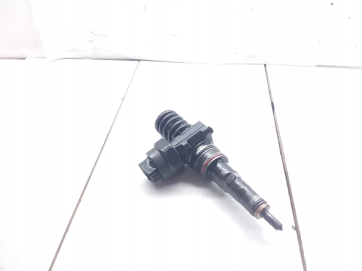 Iniettore Audi A4 S4 B5 0414720007