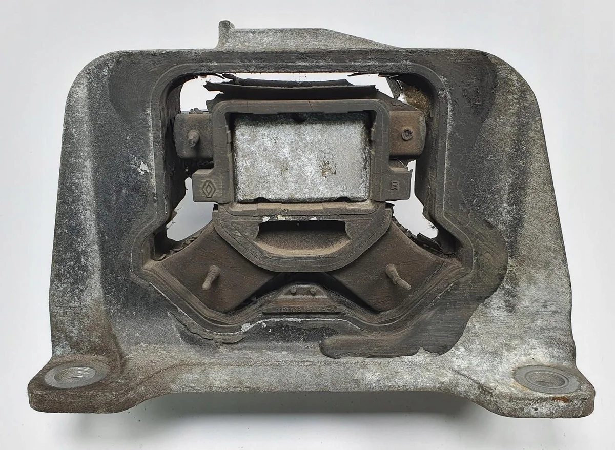 Renault Master III Engine Mount 112108180R thumbnail 3