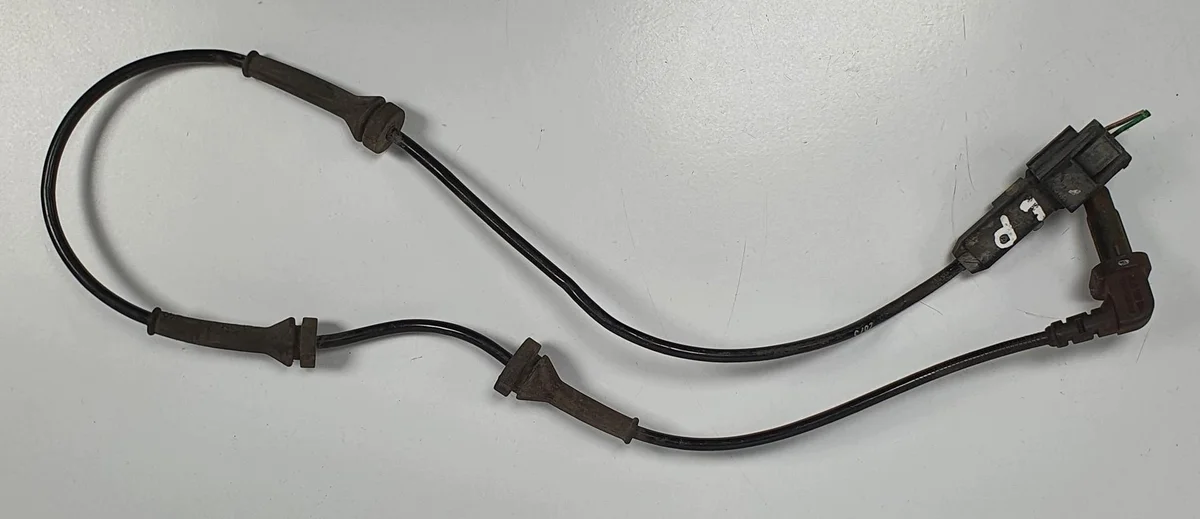 Renault Master III ABS Sensor Voorzijde 8200735314