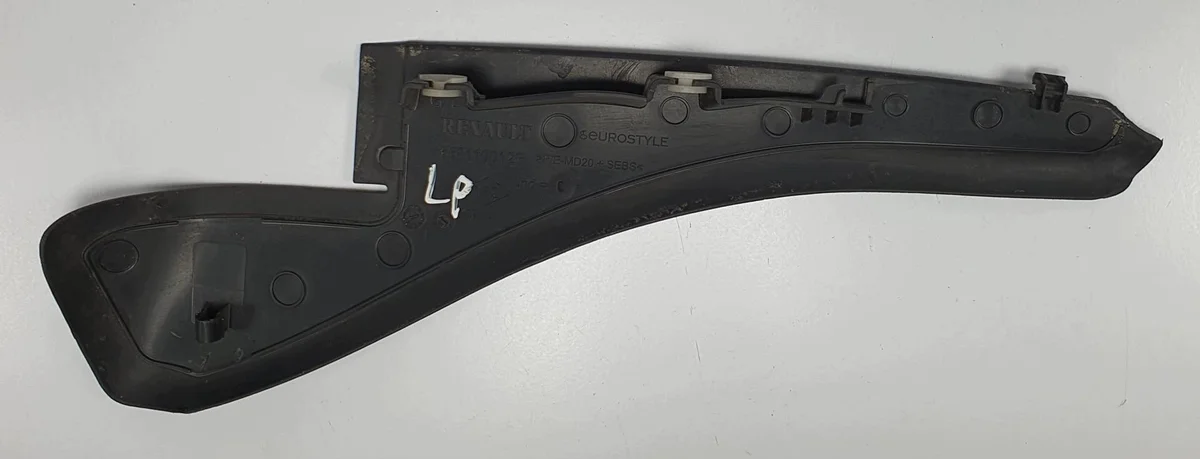 Renault Master III Windscreen Trim Strip Left 668110012R