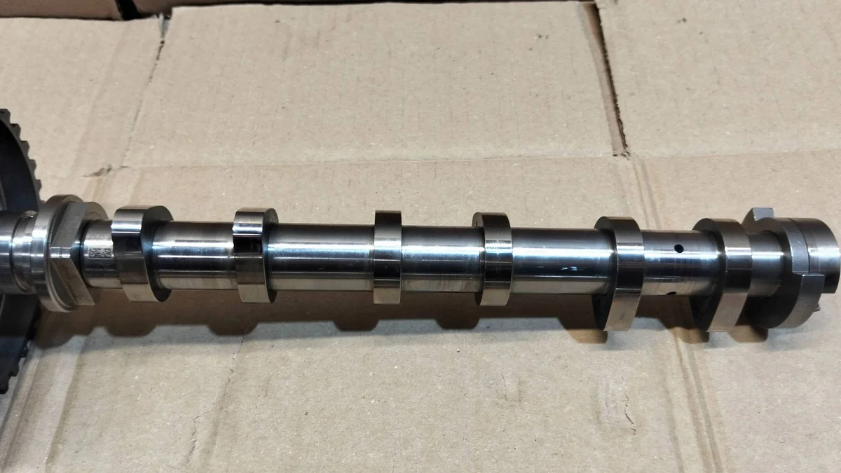 Peugeot Engine Cylinder Head 9811346480