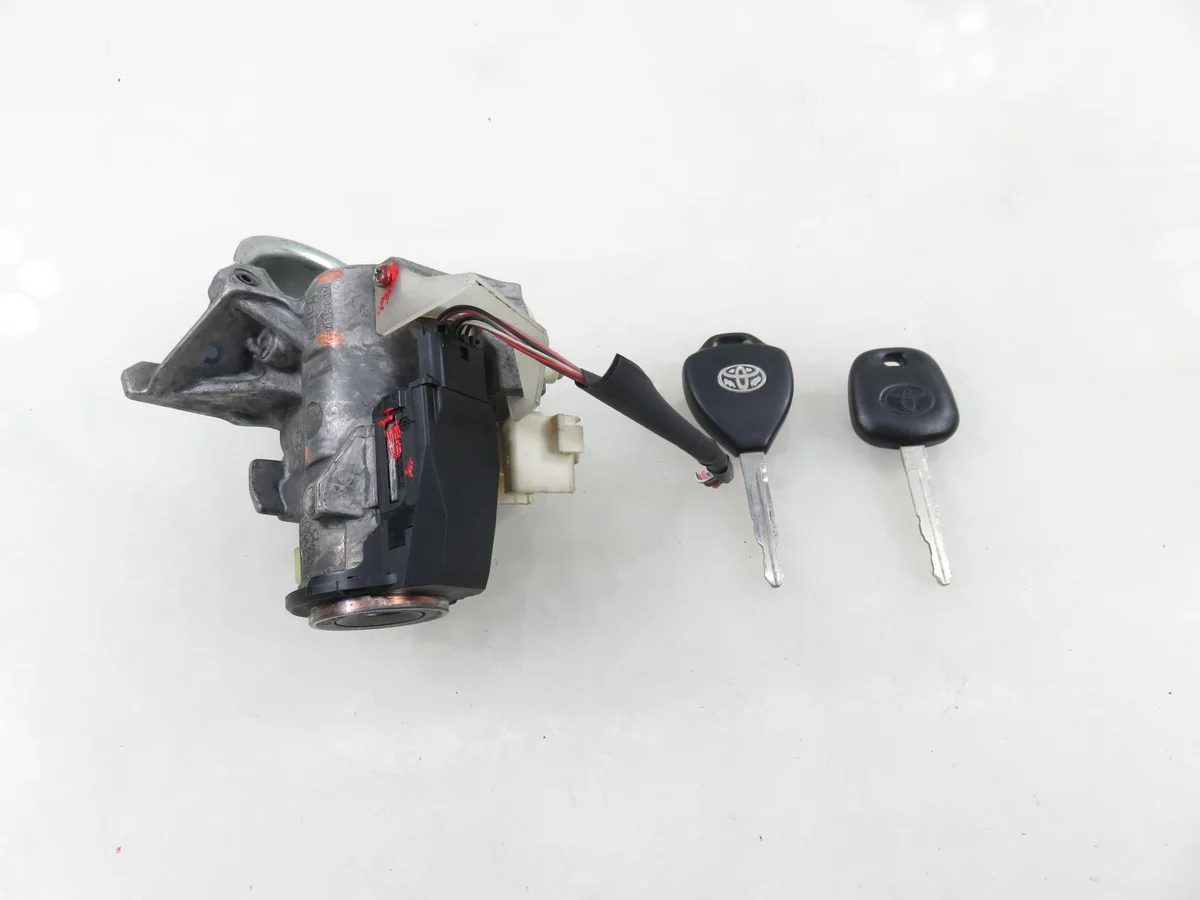 Interruptor de encendido Toyota Auris M1109842-N0502638