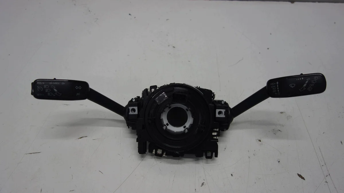 Manetas Volante VW SEAT SKODA 5Q0953507AC