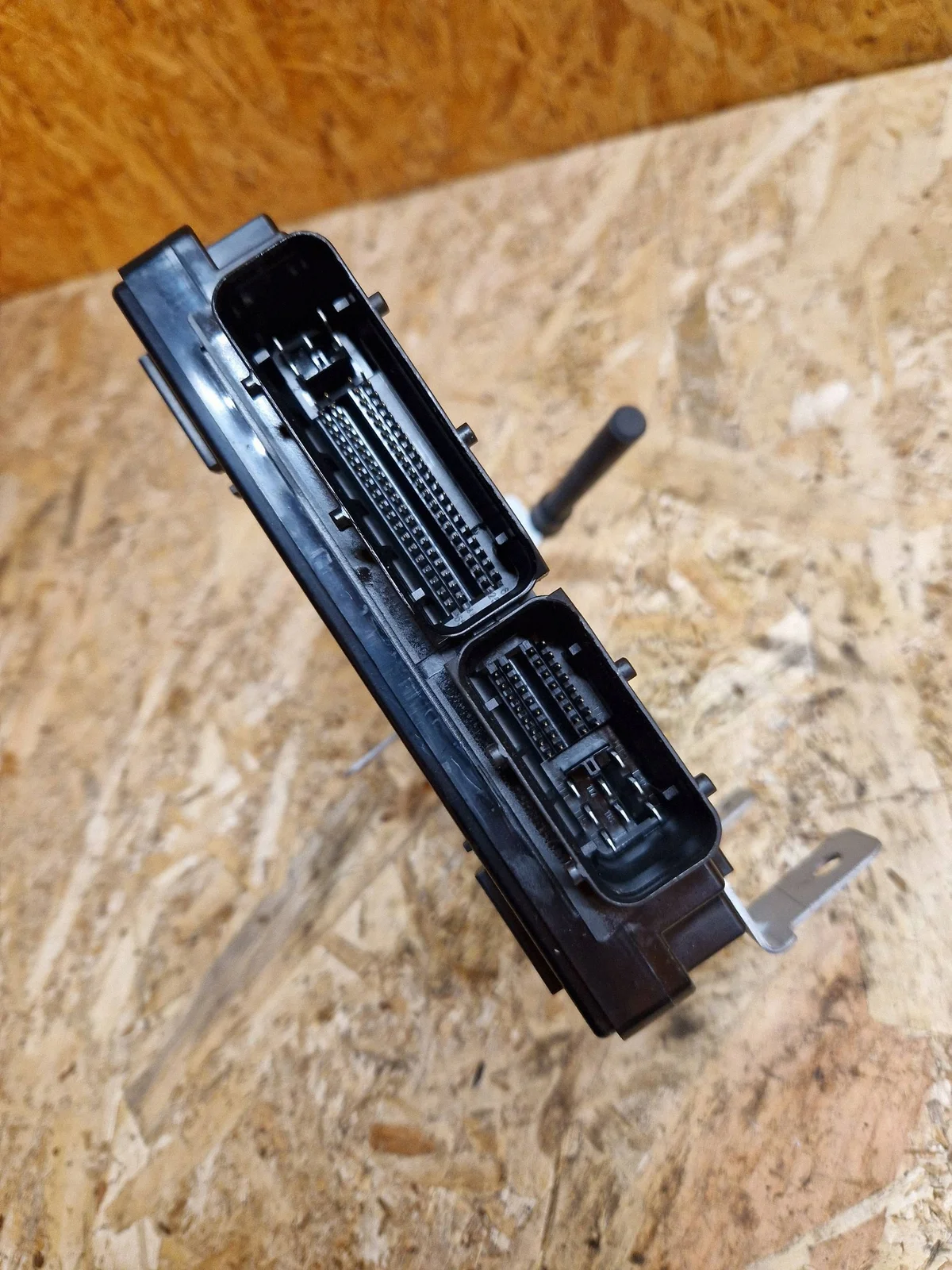 SsangYong Tivoli Control Unit 8711035301