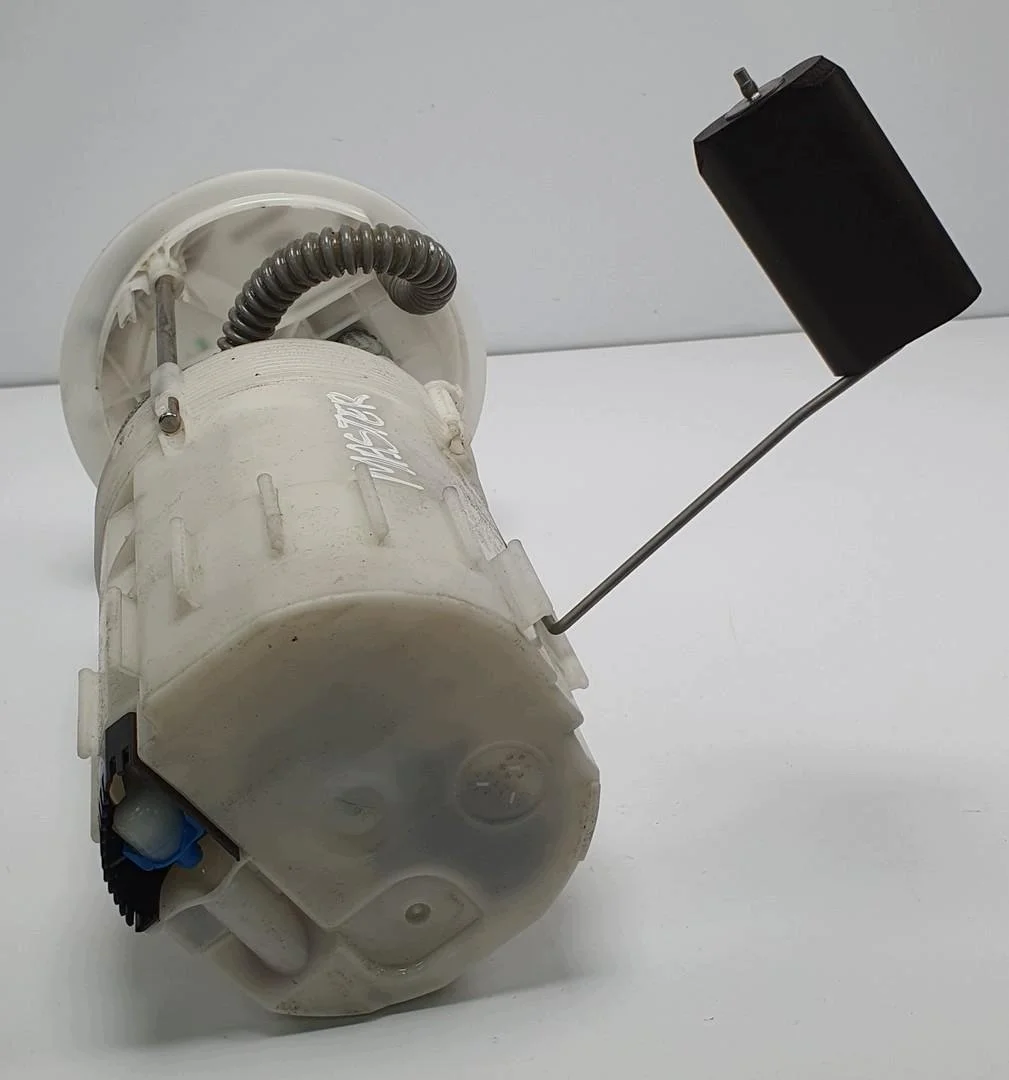 Pompe à carburant Renault Master III 2.3 dCi 172026063R