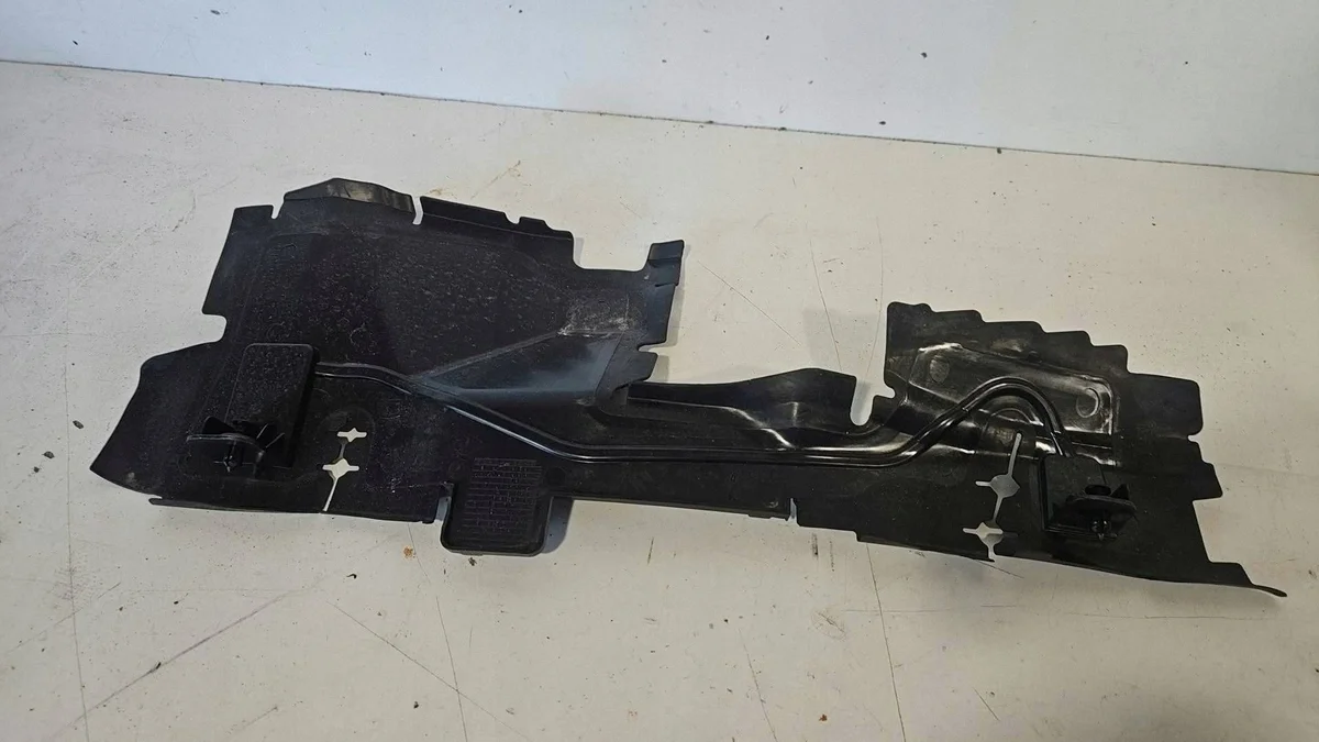 Air Duct Right Peugeot 308 T9 9818196080