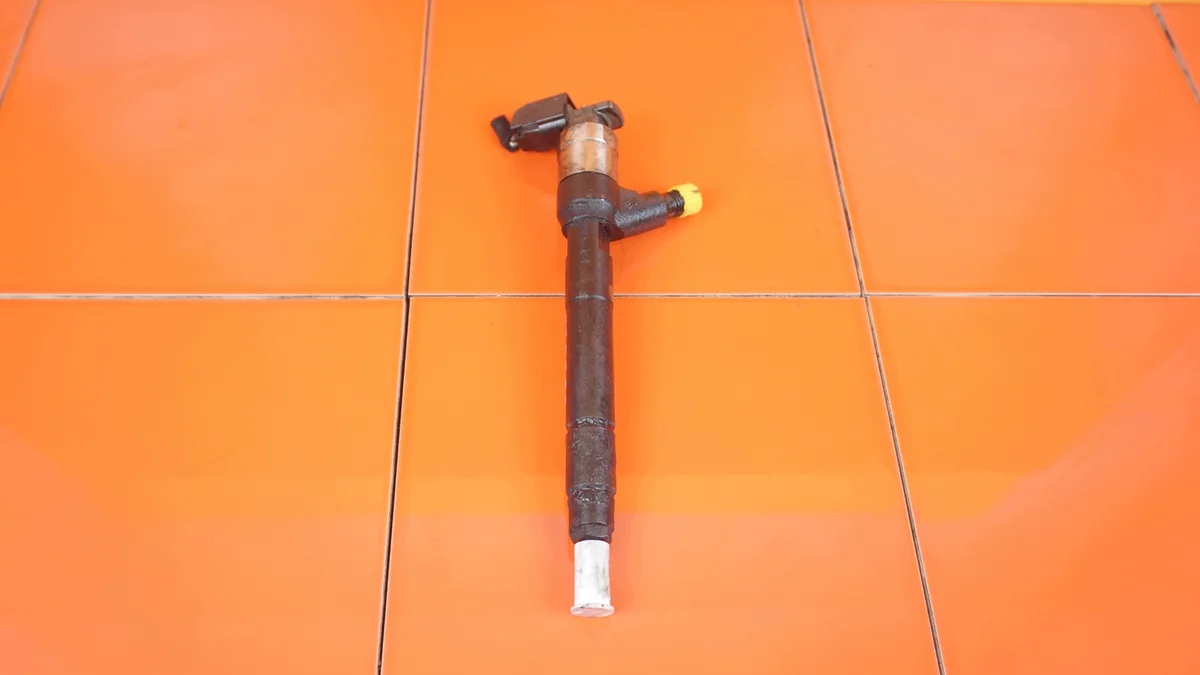 Injecteur 1.6 CDTI B16DTH Opel 22MB339WTRYSK55570012