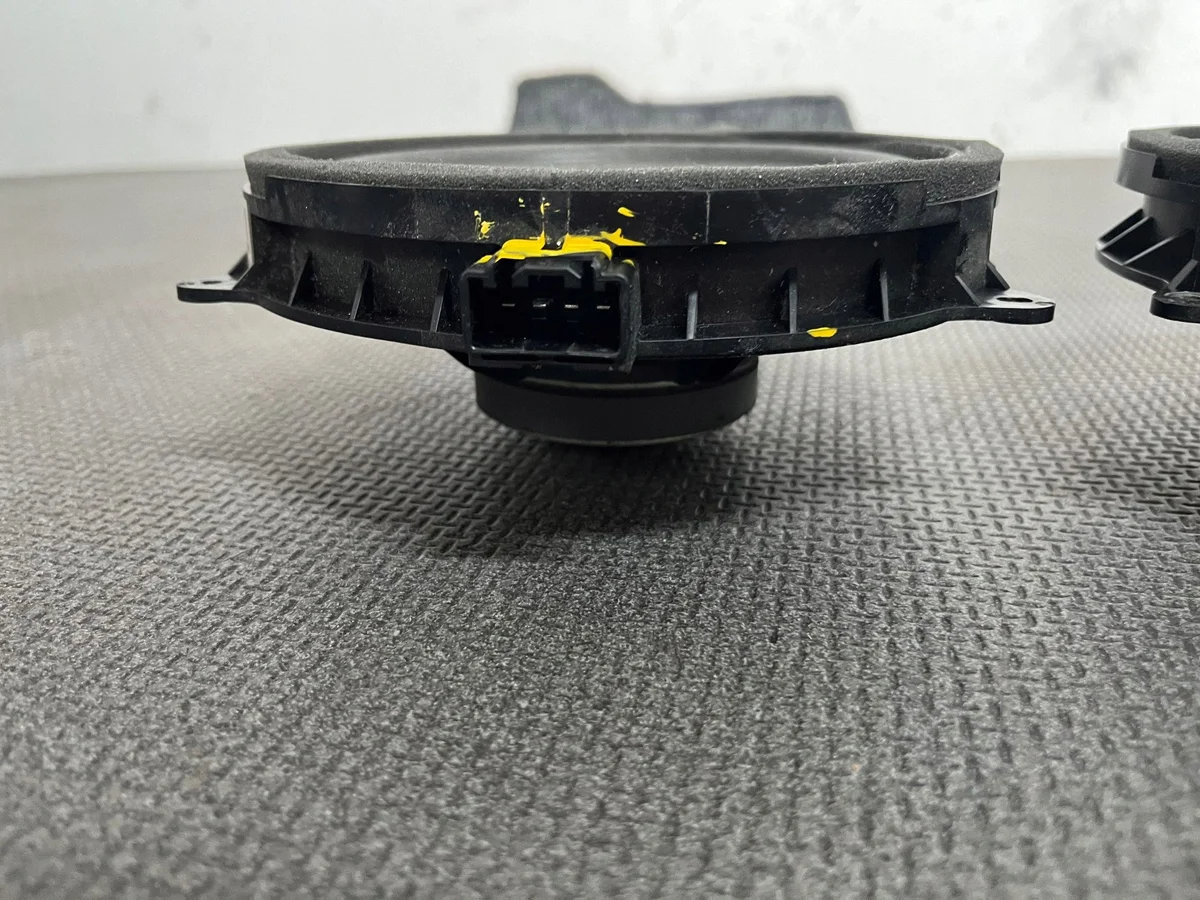 Ford Ranger kaiuttimet JB3T18808JA image 6