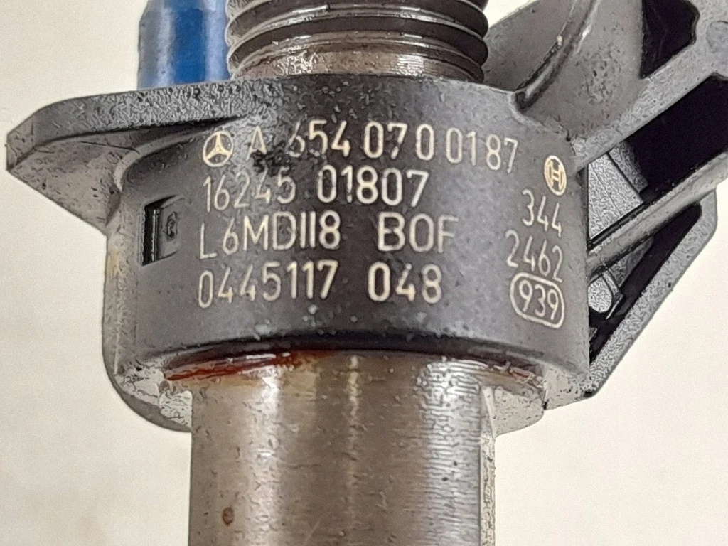 Inyectores Mercedes 6540700187 image 7