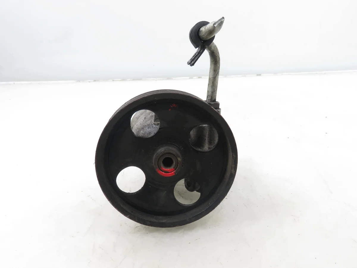Volvo V40 Ohjaustehostimen pumppu 8200071050 M1157208-8200071050