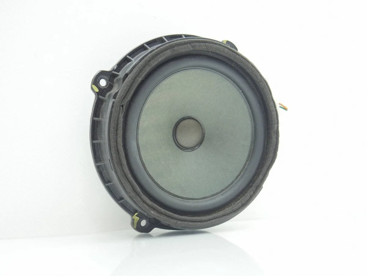 Kaiutin Kia Sportage IV 96330-D9000 WAH48961