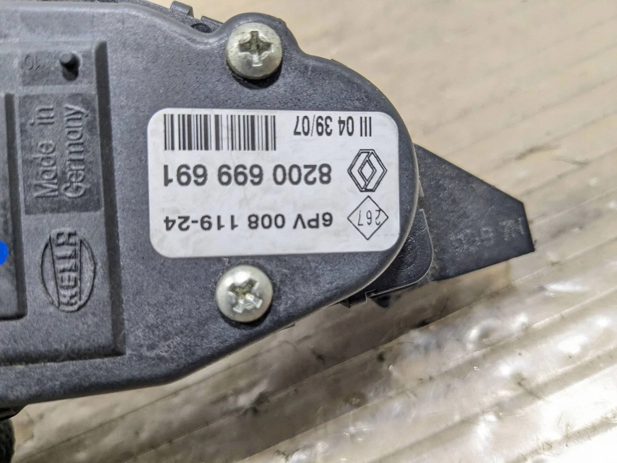 Kaasupolkimen potentiometri Renault OE 8200699691 image 3