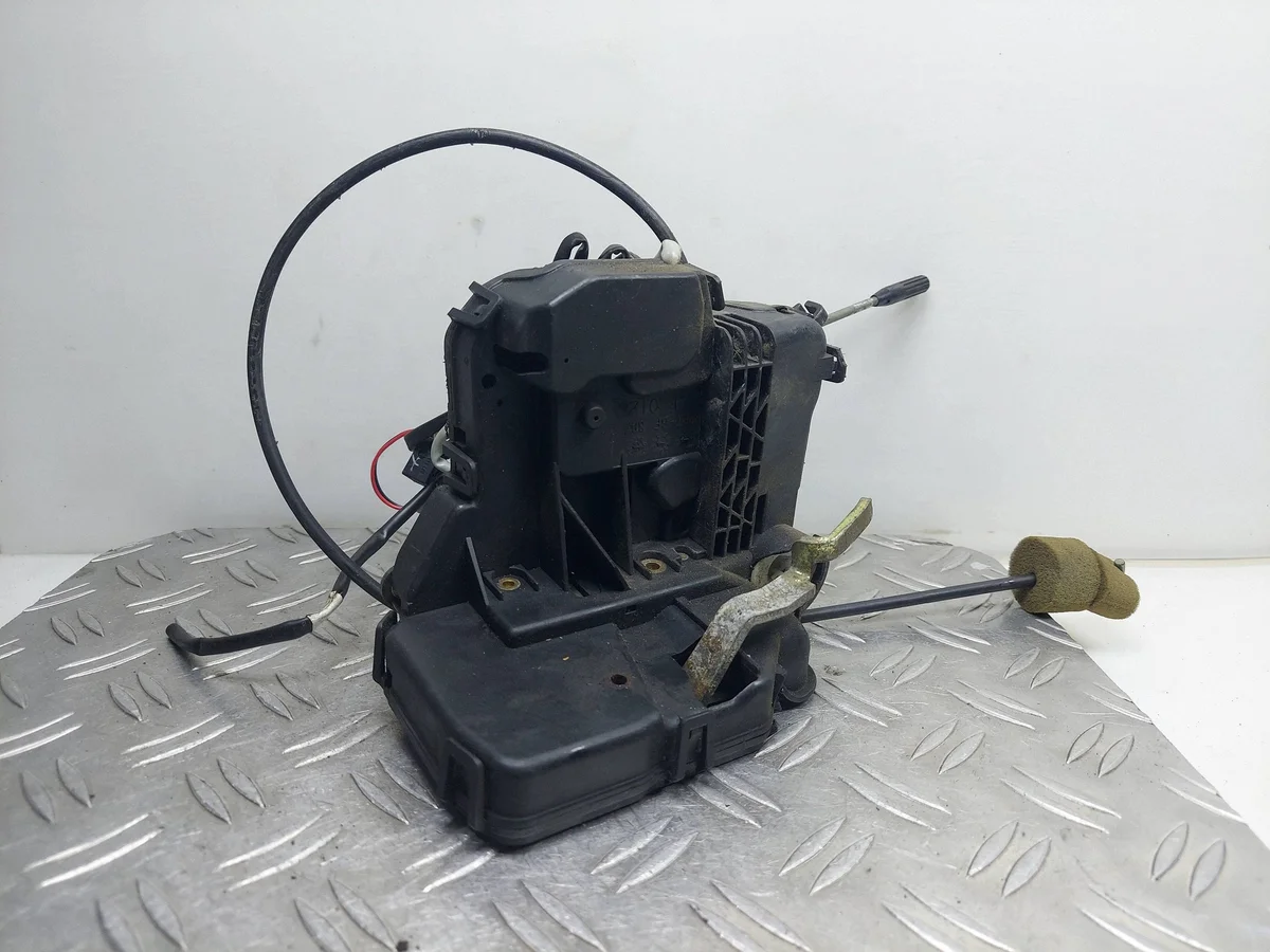 Door Lock Front Left Mercedes W203 004133112620KAS