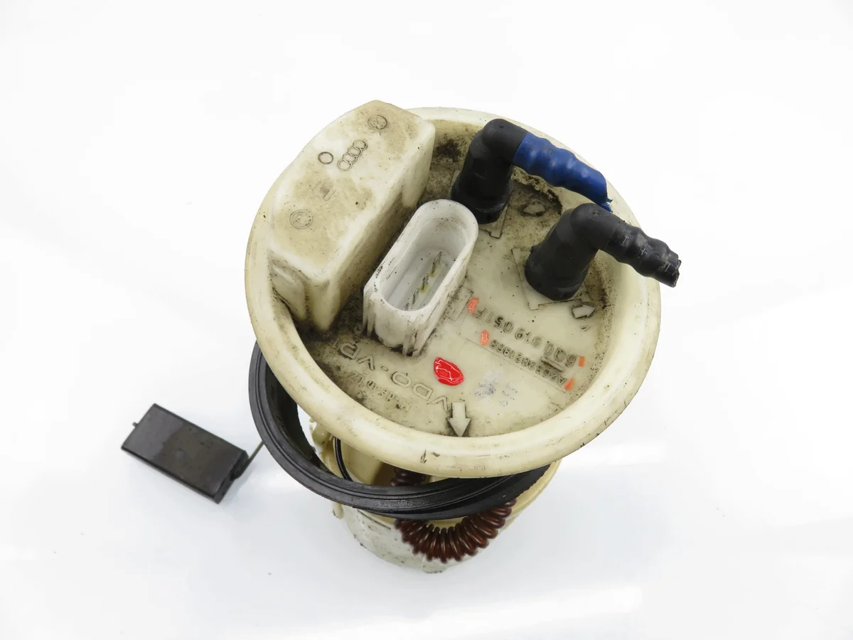 Pompe à carburant Skoda Octavia I 1.6 AEE 6Q0919051F M1157899-6Q0919051F