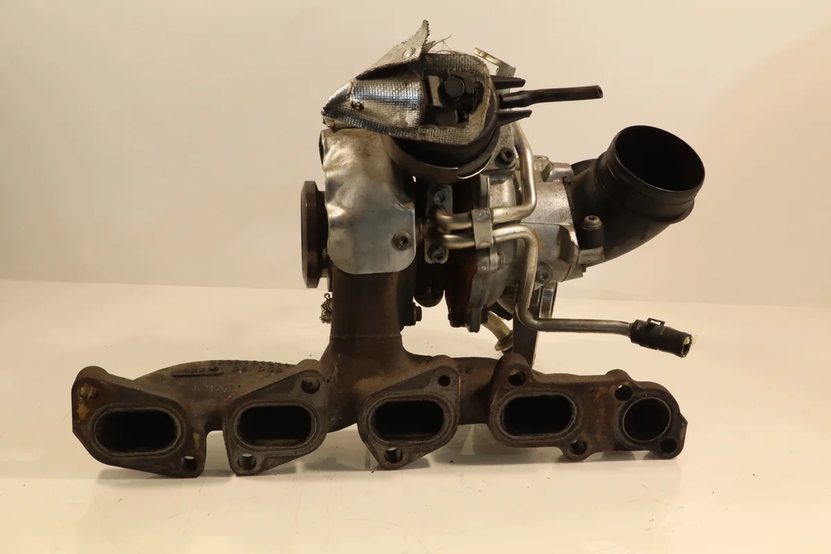 Turbo Volkswagen Passat B8 2.0TDI 04L253053M