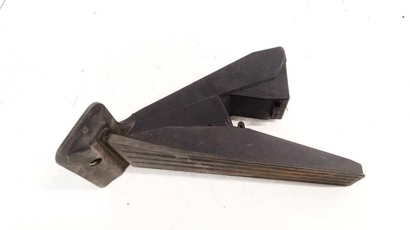 BMW 5-Series Accelerator Pedal 685857502