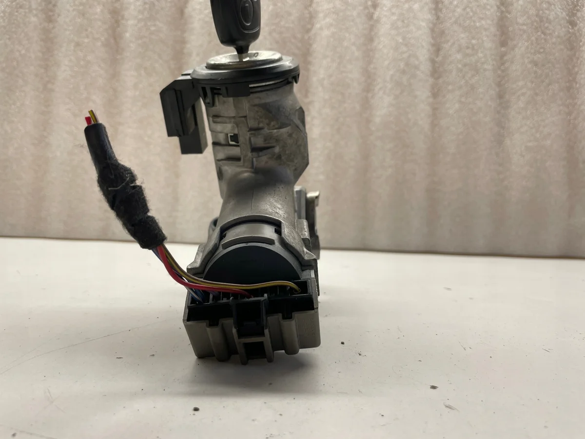 Ignition Switch Ford Fiesta Mk7 9V213F880EC image 4