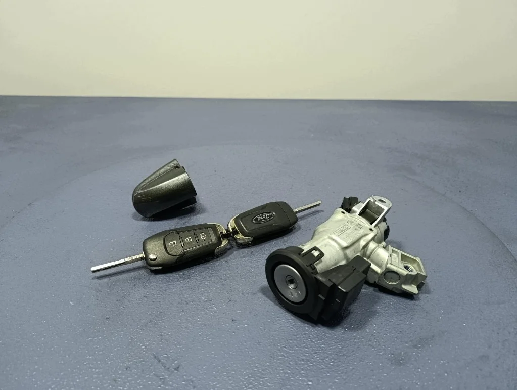 Contacteur d'allumage Ford Puma II 1.0 H1BC-3F880-AB