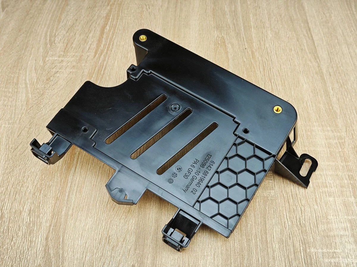 Suporte Unidade de Comando BMW 6819640
