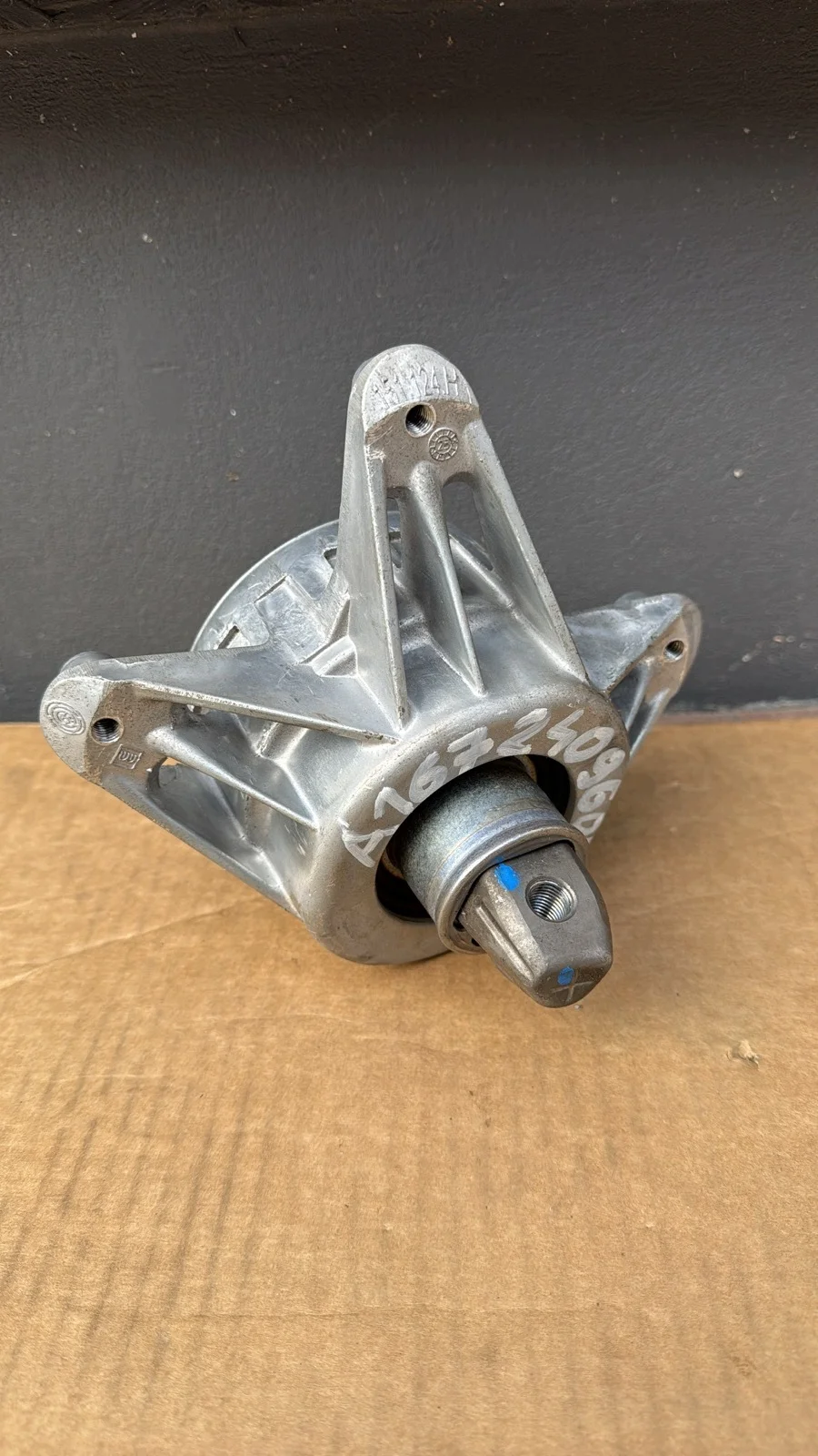 Engine Mount Right Mercedes GLE GLS W167 A1672409600