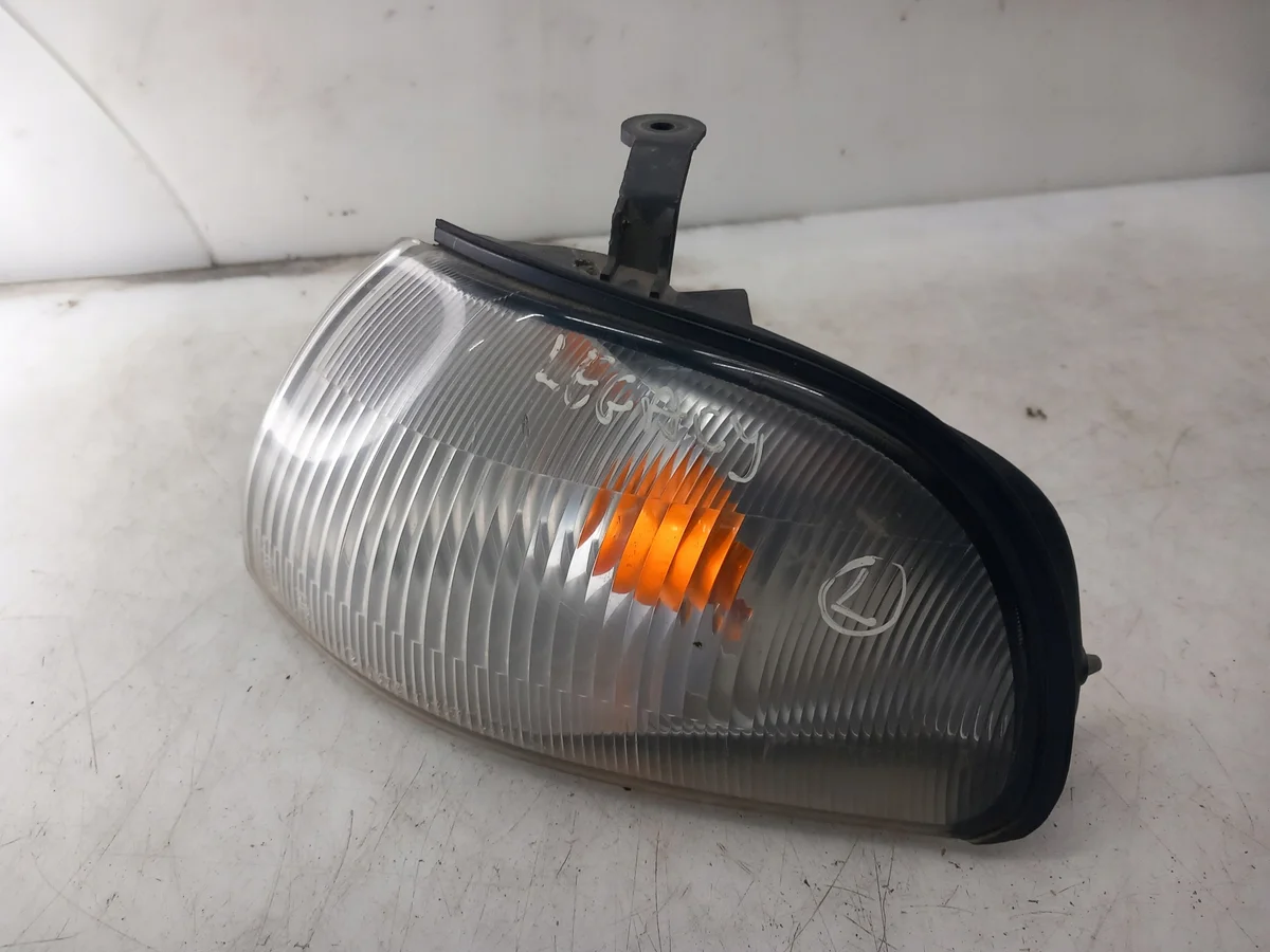 Subaru Legacy II Indicatore di direzione destro 210-20579