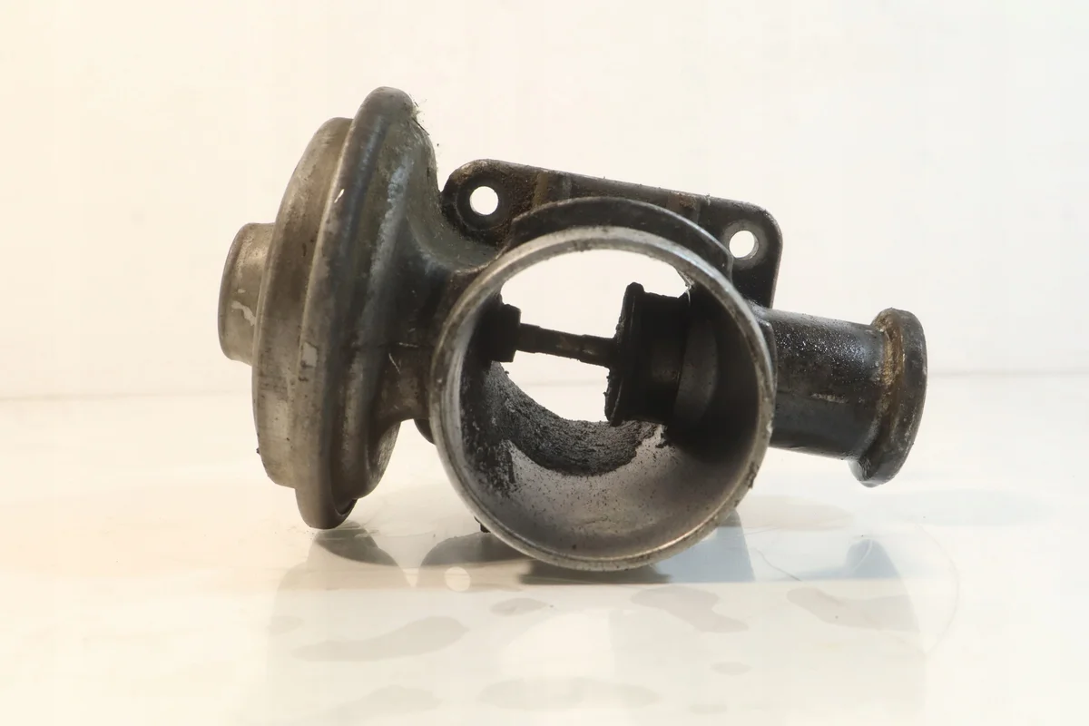 Válvula EGR BMW 5 Touring (E39) 2248717 3.0L diésel