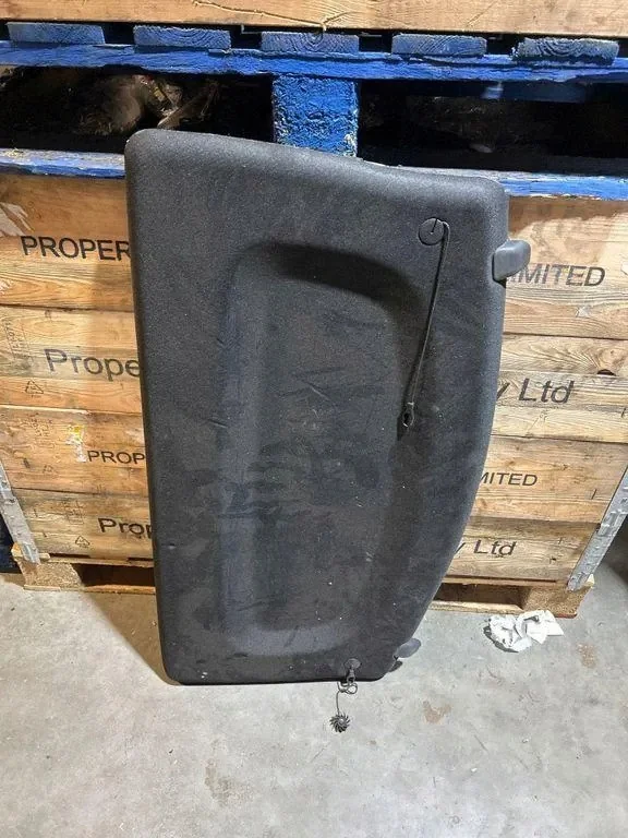 Mercedes-Benz Kofferbakplank A1776905400