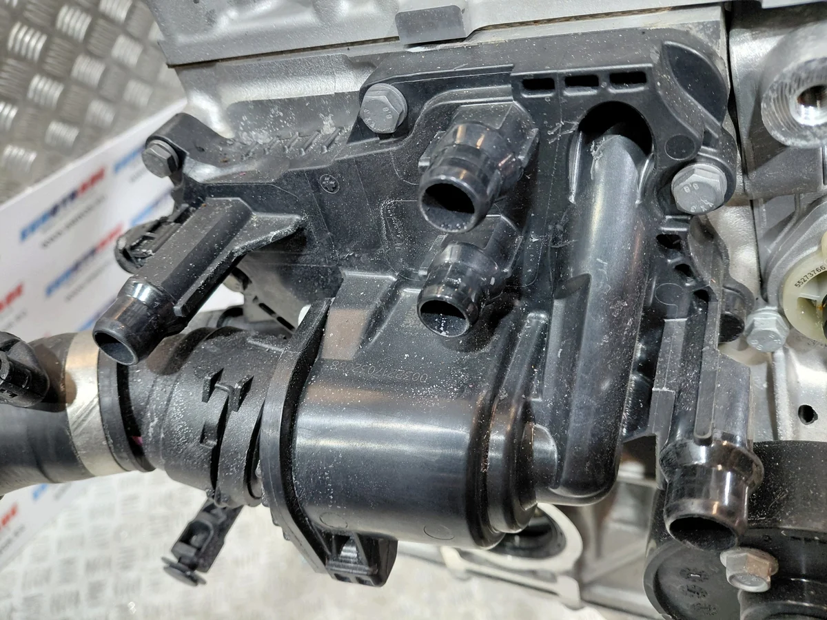 BMW Engine Block B57D30A 2473237 image 9