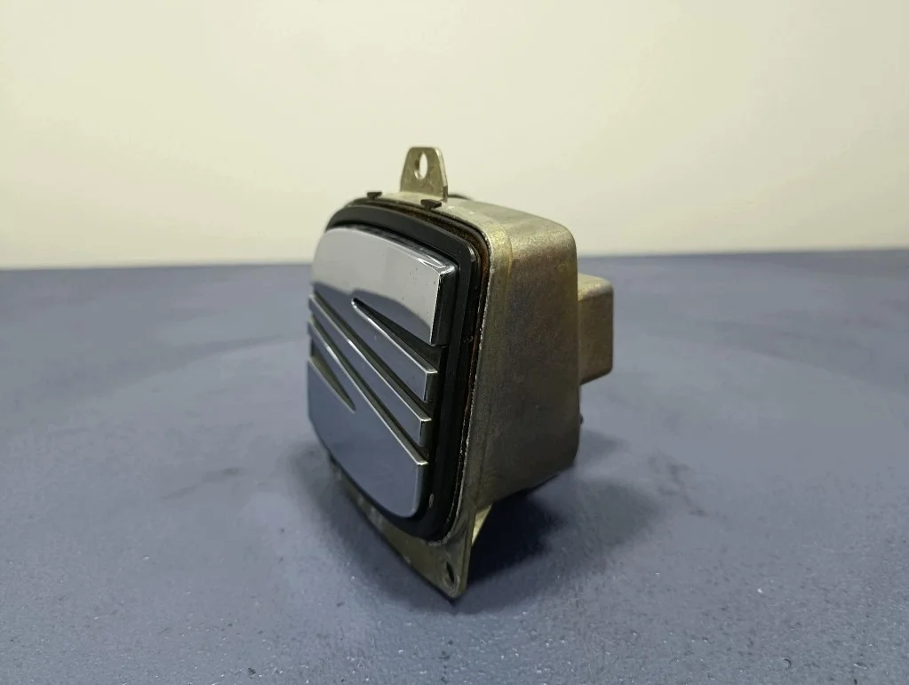SEAT TOLEDO III Takaluukun kahva 5P0827565C