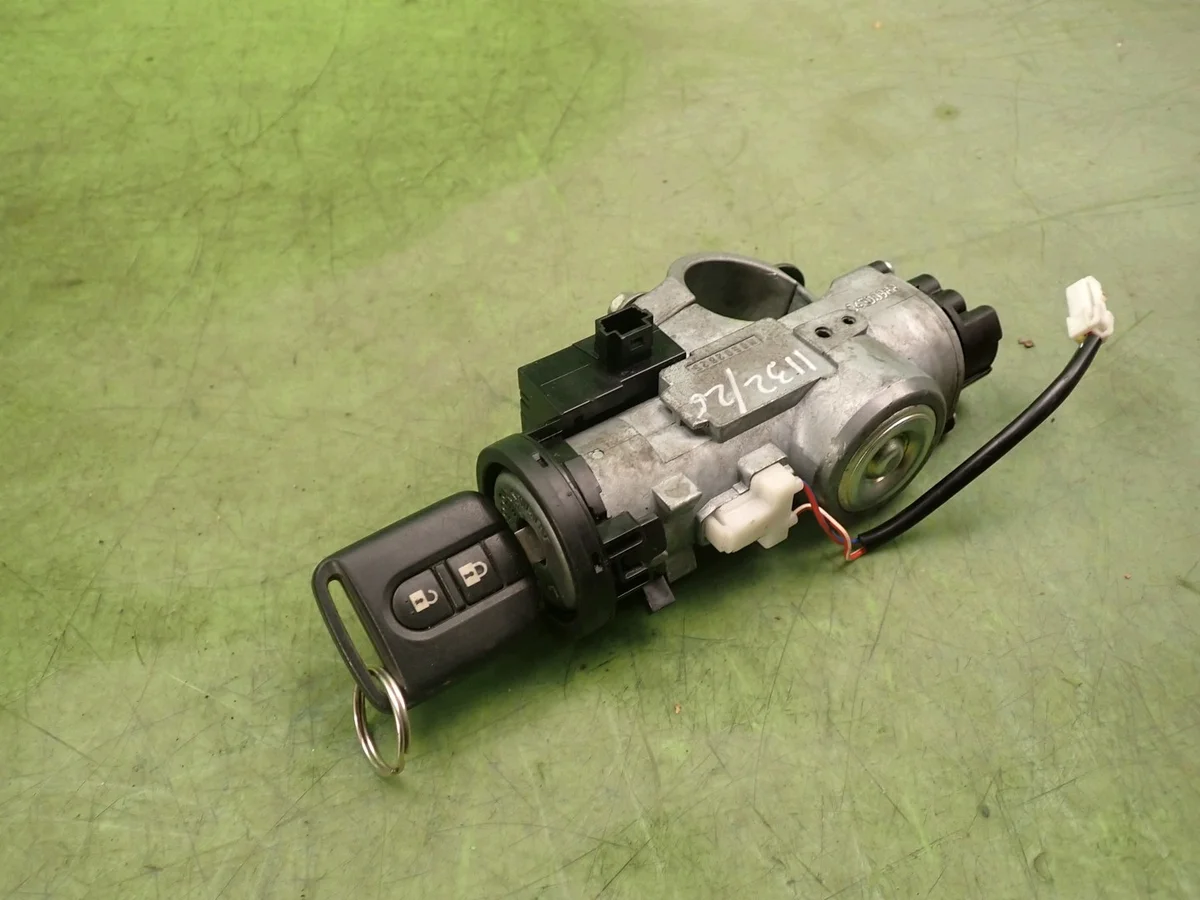 Tändningslås Nissan Qashqai I N0502825