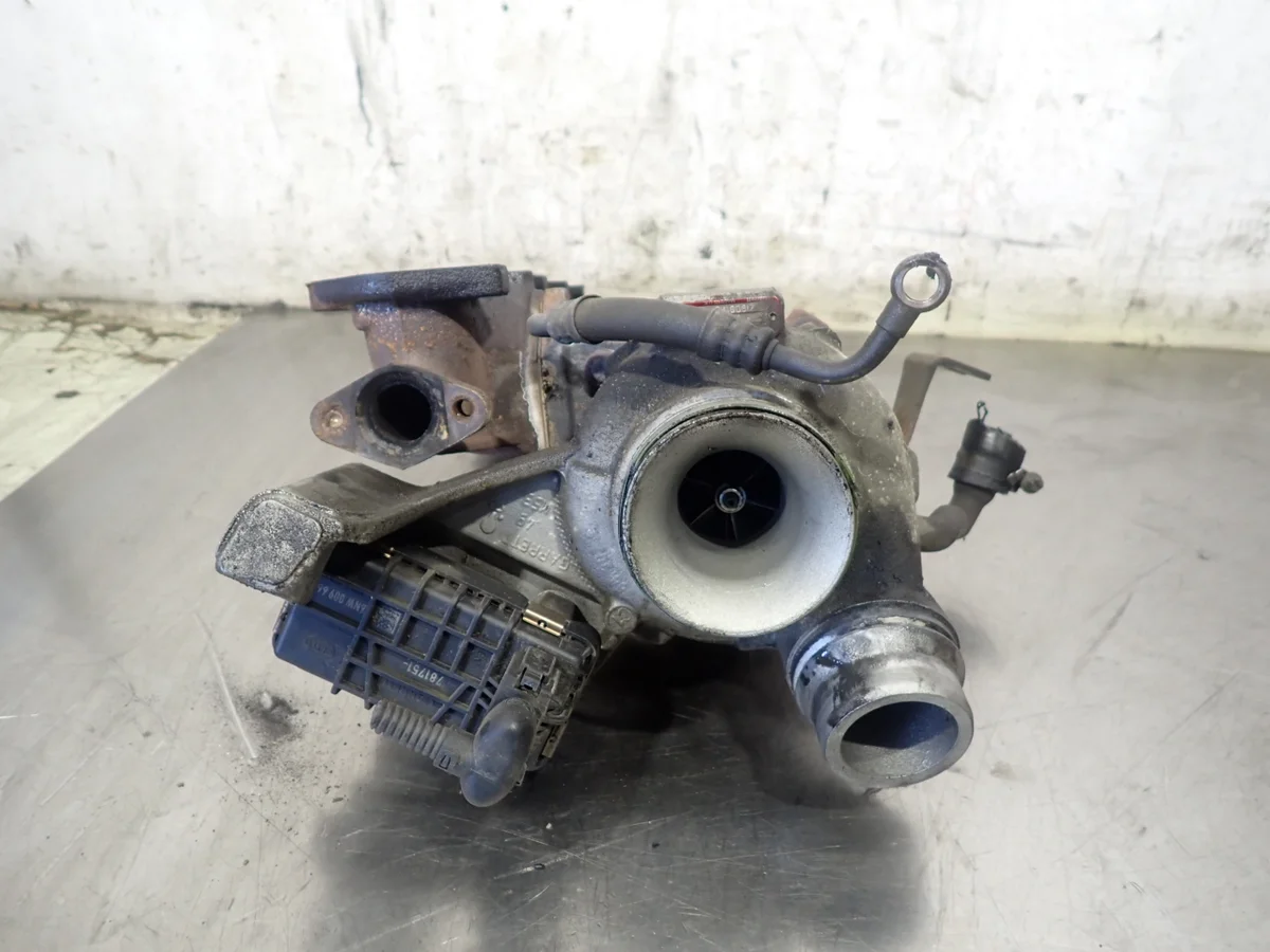 BMW 1 Series Turbocharger 767378-9014S