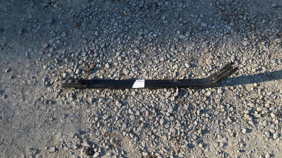 Guía Puerta Corredera Ford Transit Connect DT11-25004-BH