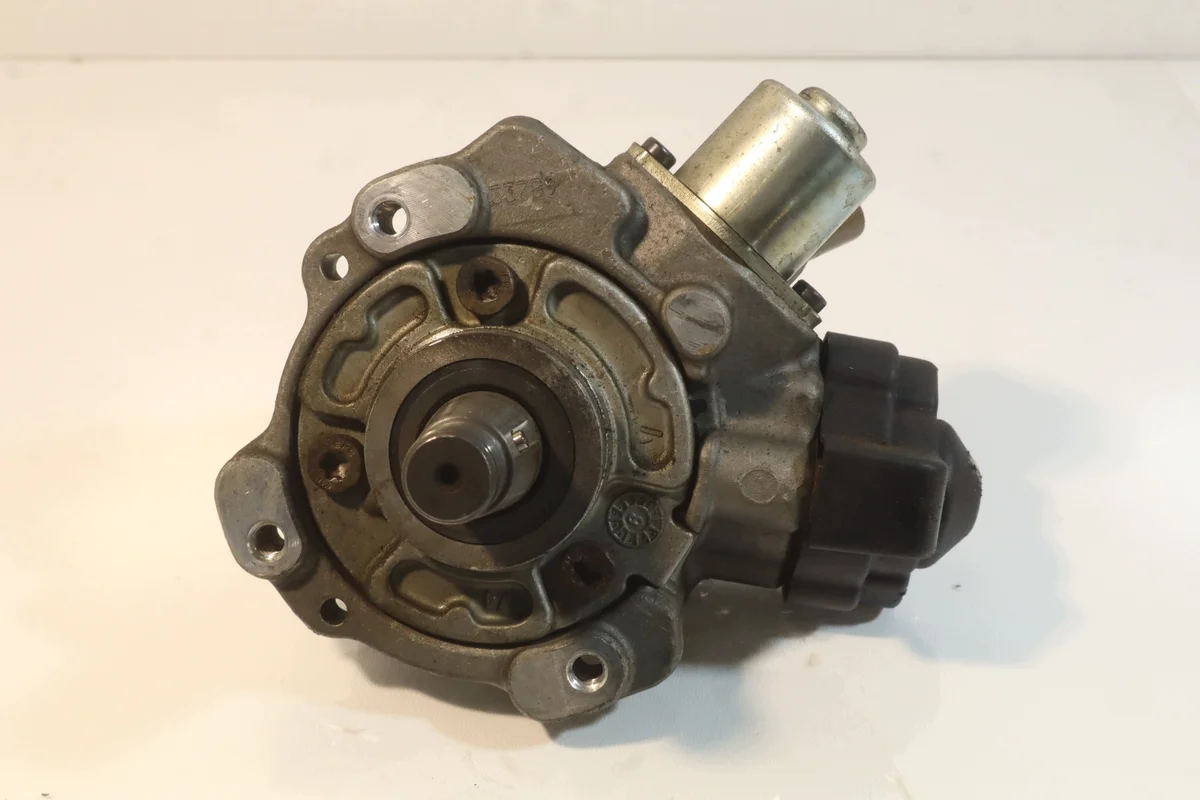 Pompe injection SEAT Ibiza IV 1.2 TDI 03P130755V300